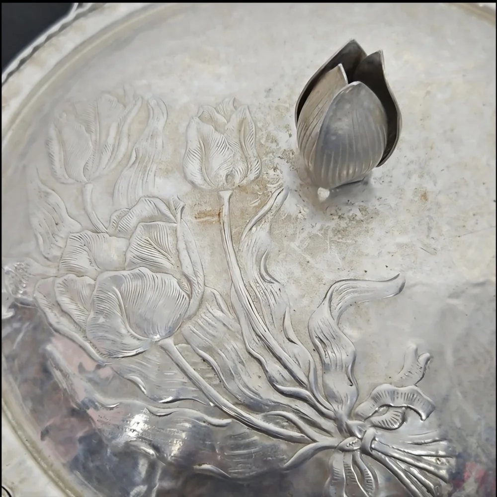 Vintage Rodney Kent Hammered Aluminum Tulip Casserole Dish with Lid